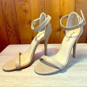 Anne Michelle Ankle Strap Stilettos